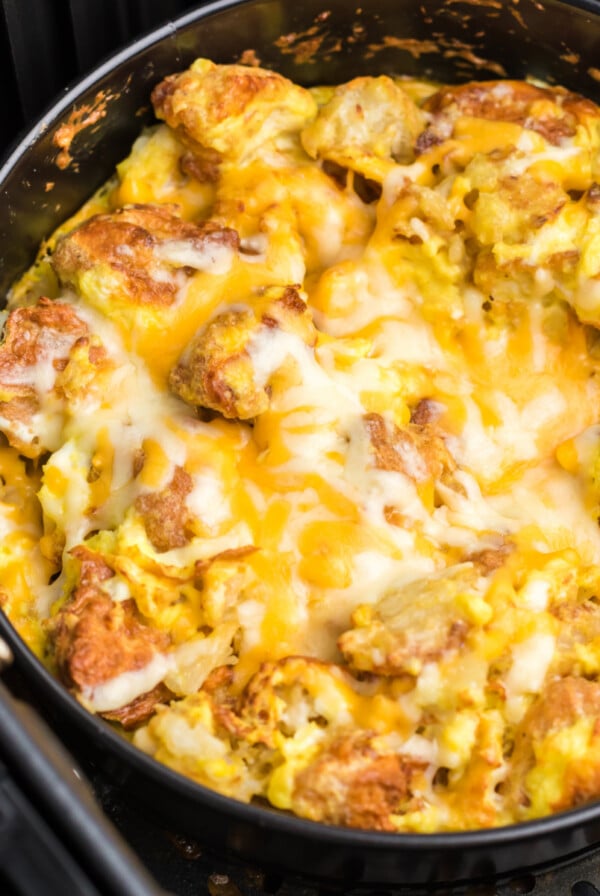 Breakfast Bowl fully cooked in the Air fryer basket.