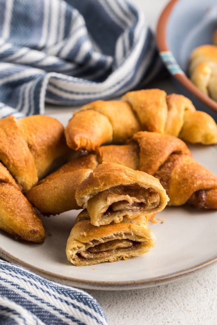 Air Fryer Cinnamon Crescent Rolls Air Frying Foodie