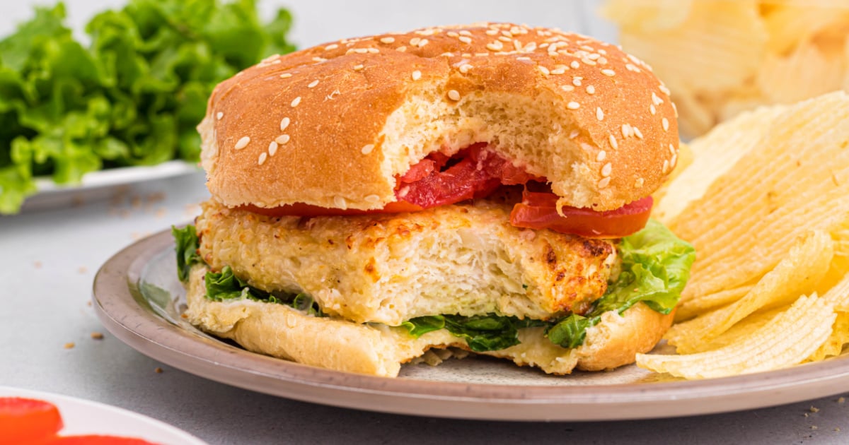 Air Fryer Chicken Burgers