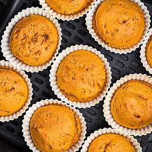 https://airfryingfoodie.com/wp-content/uploads/2023/10/Air-Fryer-2-Ingredient-Pumpkin-Muffins-10-300x300.jpg