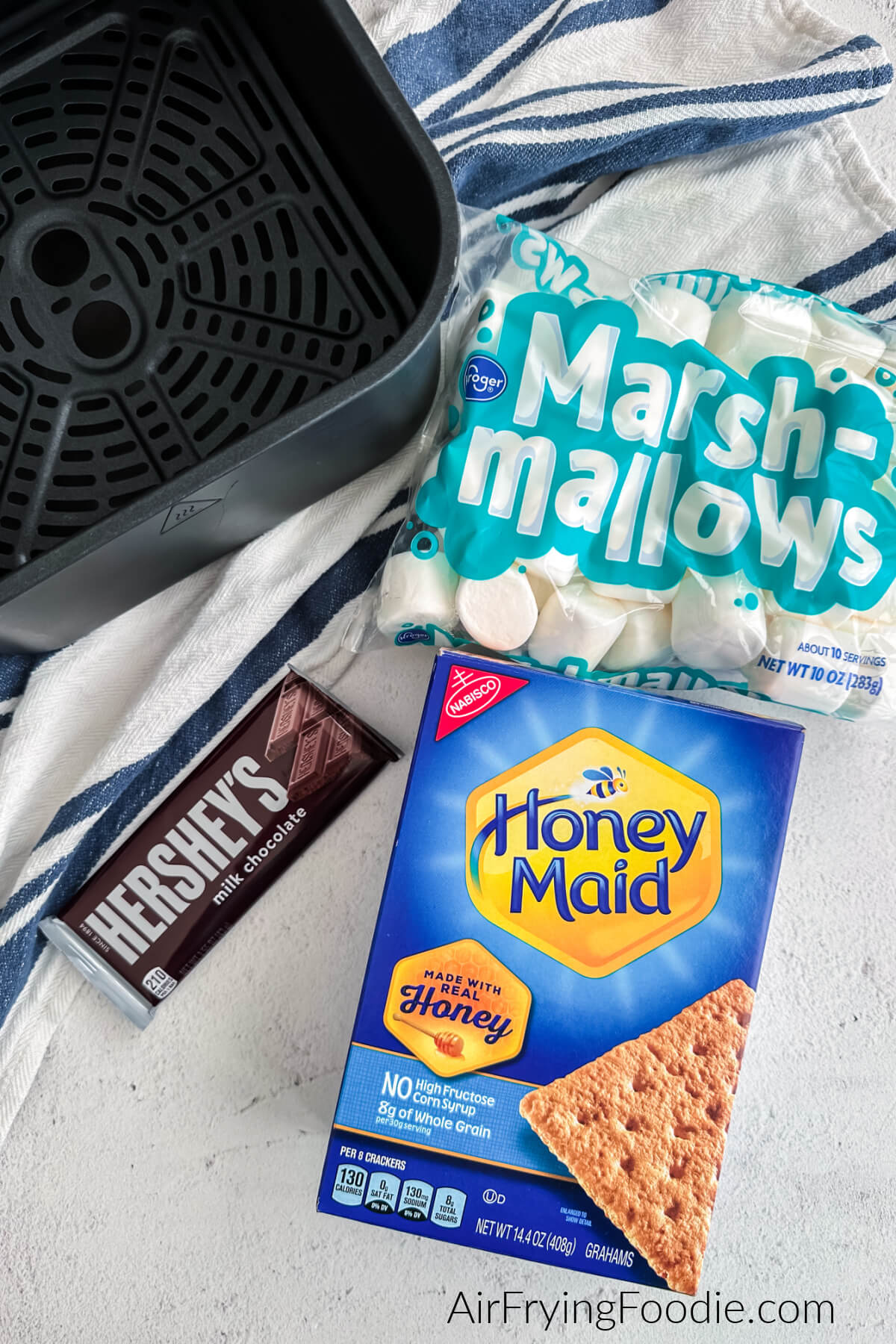 Ingredients needed to make s'mores in the air fryer. 