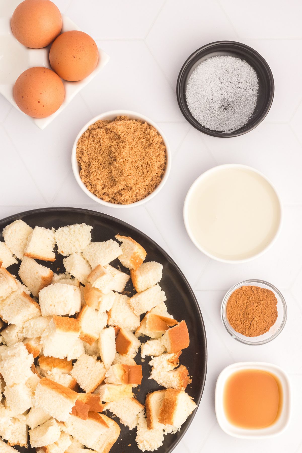 Ingredients needed to make French toast bites in the air fryer.